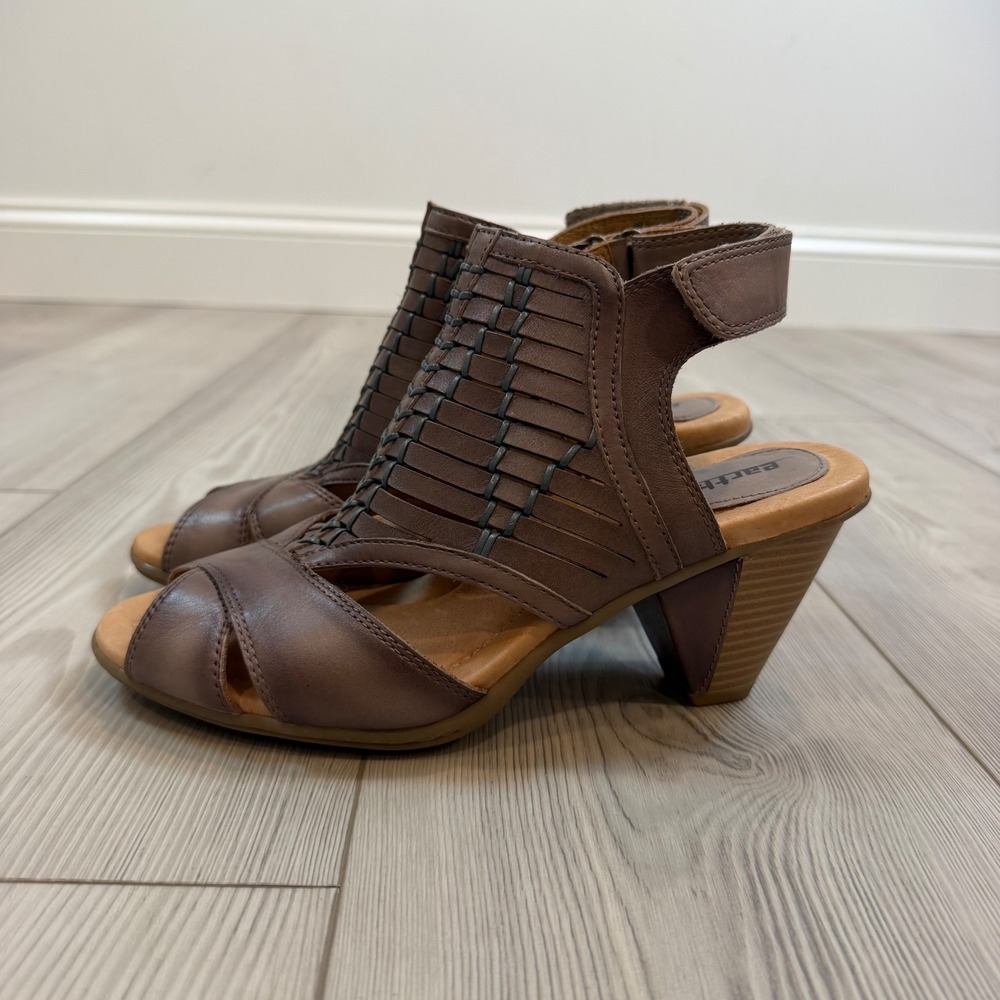 Earth Libra Grey Leather Caged Heeled Sandals Woven Peep Toe Shoes 9B
